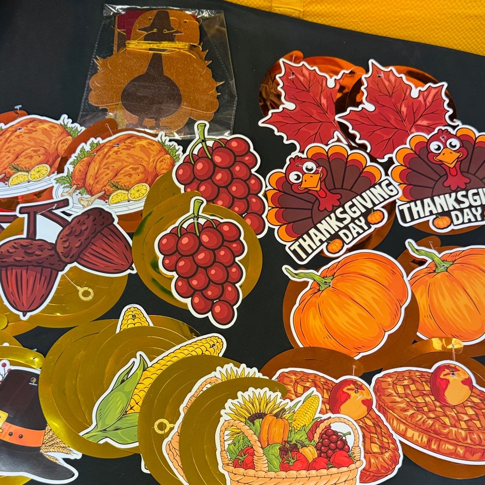 Give Thanks banners and Thanksgiving Themed party decorations foil swirls new